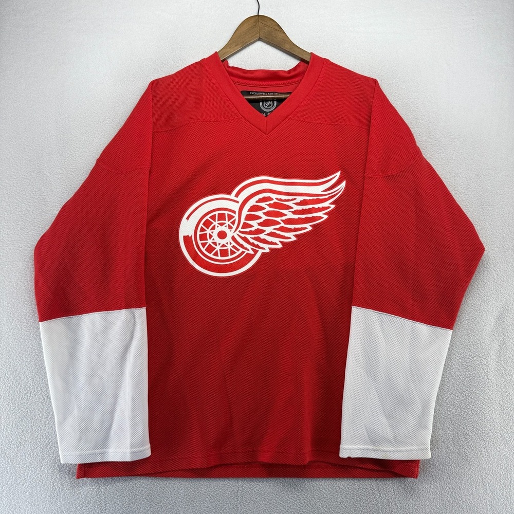 Detroit Red Wings Jersey Men's XL NHL Graphic Logo Winged Wheel V Neck Y2k
